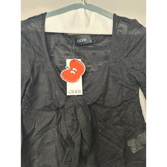 Cider Lace Floral Knotted Long Sleeve Top Curve - Picture 4 of 5